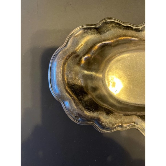 Pre-1900s Meriden Quadruple Silver Plate Platter - Picture 6 of 8